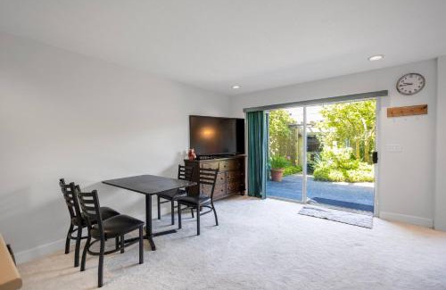 West Point Grey Casa | Garden Suite near Jericho Beach