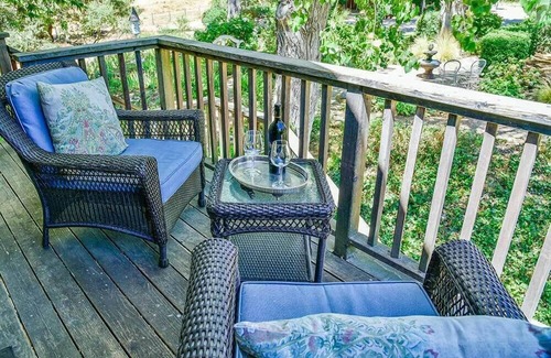 Paso Robles Apartamento | Habitación con vista al jardín en Orchard Hill Farm
