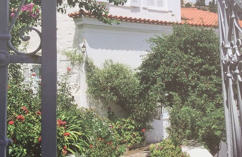 Andros Town Casa | Villa Jardín en Lamyra