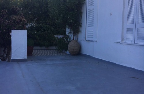 Andros Town Casa | Villa Jardín en Lamyra