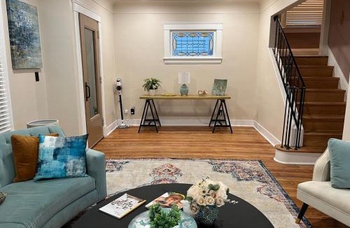 Cleveland Casa | Garden Whisper Cozy Chamber