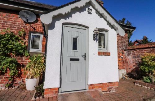 Lytham St. Anne's Casa | Gardener's Cottage
