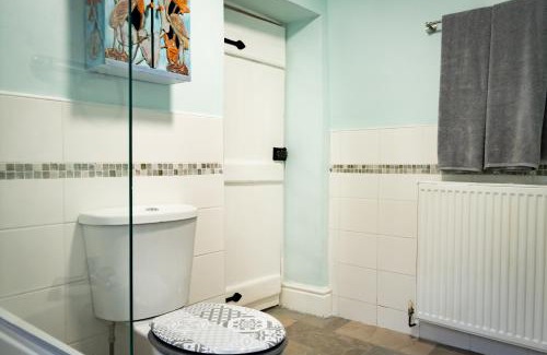 Lancaster Casa | Gardener's Cottage