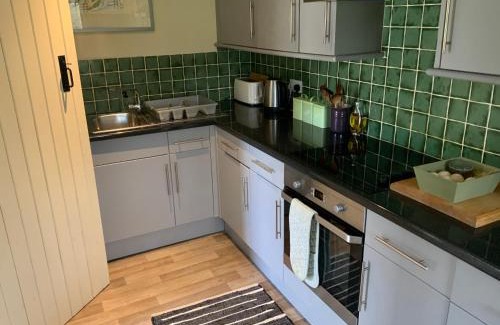 Laverton Casa | Gardeners Cottage