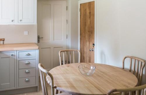 Saltmarshe Casa | Gardeners Cottage