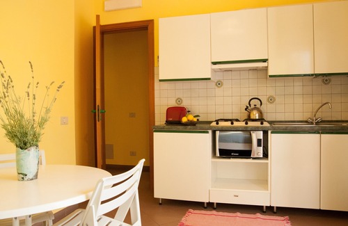 Mazzeo Apartamento | Casa de jardín en las playas más grandes de Taormina aparte. n. 1 en el paseo marítimo.