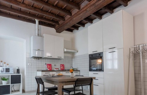 Roman Quarter Apartamento | Garibaldi 10 - Garibaldi Ten
