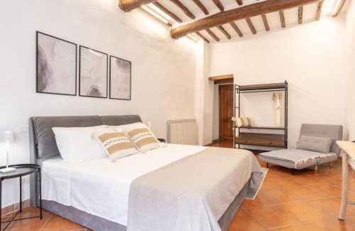 Old Town Apartamento | Garibaldi 149 - Wide two bedrooms flat - ItalyWeGo