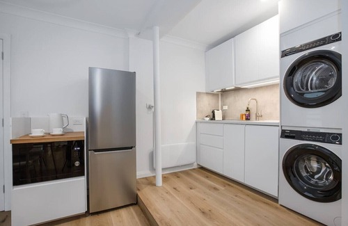Forestville Apartamento | Garigal Retreat with Pool access