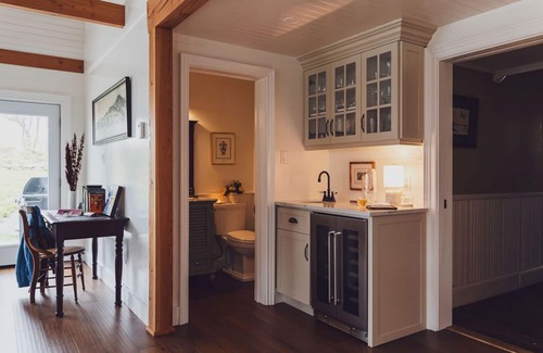 Trinity Casa | GARLAND HOUSE IN DOWNTOWN HISTORIC TRINITY NL ~ Luxury Vacation Home
