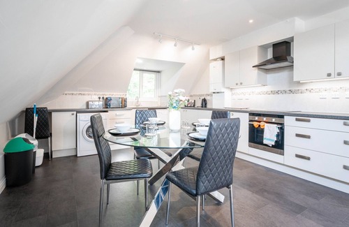 Redhill Apartamento | Garland Penthouse