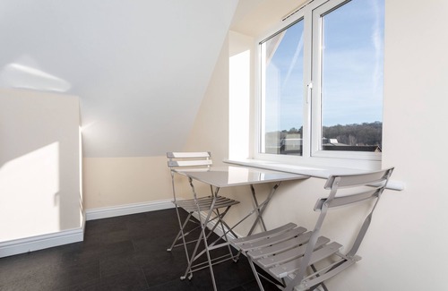 Redhill Apartamento | Garland Penthouse
