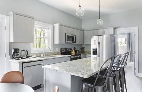Southeast Raleigh Casa | Garner Getaway - Newly Renovated 3Br/2Ba