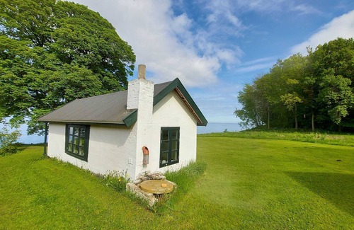 Klippinge Casa | Garnhuset - The perfect getaway right on the beach and surrounded by forest