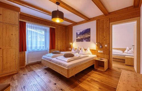 Villabassa Cama Y Desayuno | Garni Appartments Helvetia