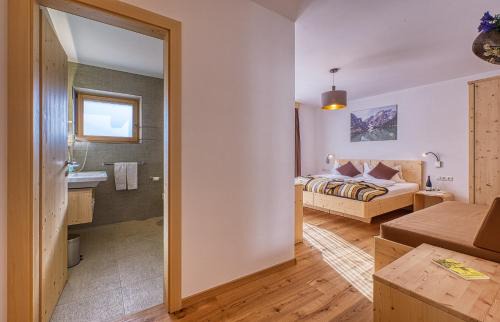 Villabassa Cama Y Desayuno | Garni Appartments Helvetia