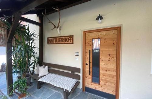 Brunico Casa | Garni Hattlerhof B&B