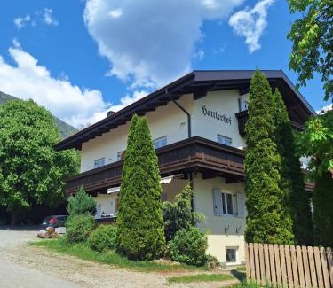 Brunico Casa | Garni Hattlerhof B&B