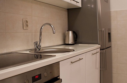 Denovici Hotel | Garni Hotel Milica