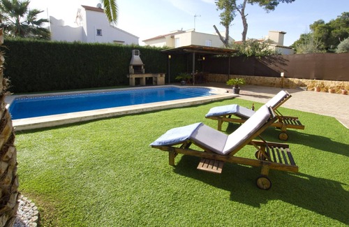 Cala Pi Chalet De Esquí | Garonda - gran chalet con piscina