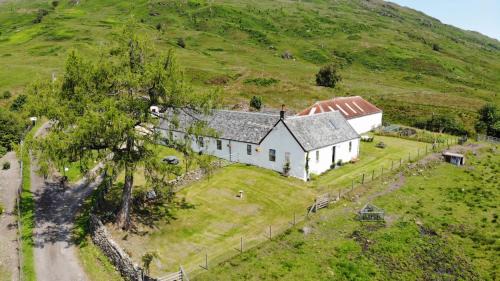 Inversnaid Cama Y Desayuno | Garrison Farm with Hot Tub