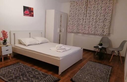 Tirgu Ocna Apartamento | GARSONIERA ANCA