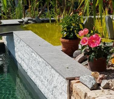 Caldaro Sulla Strada del Vino Apartamento | Gartenappartements Die Mühle