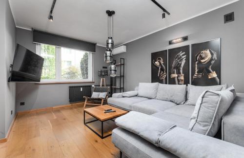 Grochow Apartamento | Garwolińska 26 by Homeprime