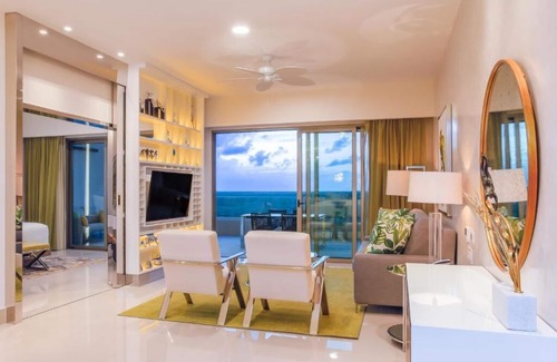 Punta Sam Complejo | Garza Blanca Resort and Spa Cancun - 5 Diamond resort - 2 Bedroom 3 bath unit
