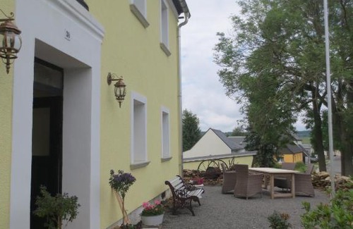 Marienberg Cama Y Desayuno | Gasthaus Ruebenau
