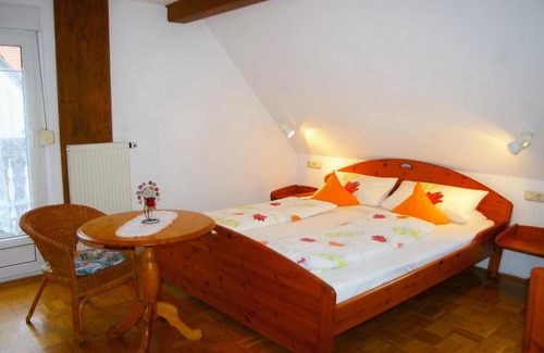Windelsbach Casa | Gasthaus Zur Krone