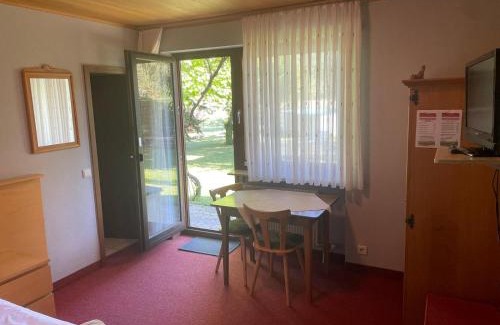 Knetzgau Casa | Gasthof Pension Zum Böhlgrund GmbH