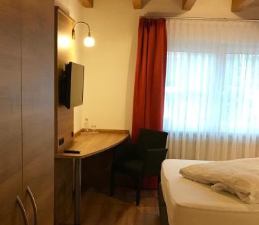 Wiesensteig Casa | Gasthof zum See