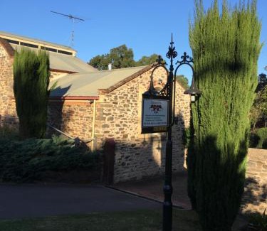 Strathalbyn Casa | Gasworks Cottages and Gardens
