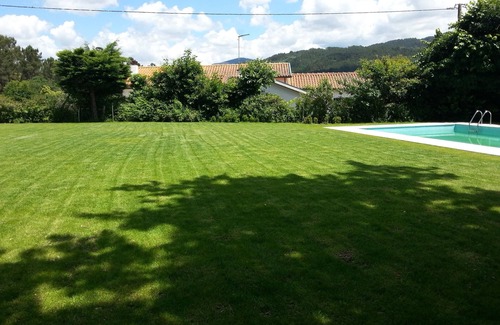 Gatao Casa | Casa rural en piedra y madera base ecológica - Sol y piscina de agua salada. Días de calma