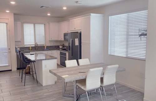 Upland Casa | Gate community, quiet environment, easy to access transportation