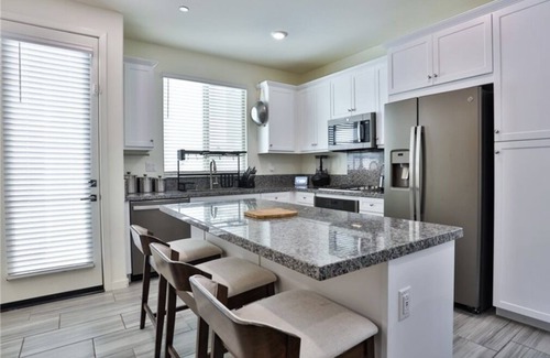 Upland Casa | Gate community, quiet environment, easy to access transportation