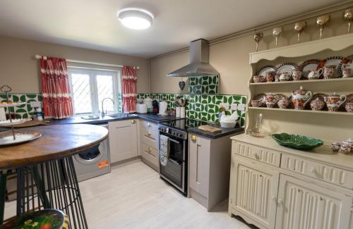 Knipton Casa | Gate Lodge - Sleeps 4 - Near Belvoir Castle