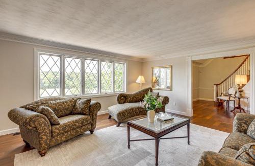 De Soto Casa | Gated 35-Acre De Soto Estate Pool, Lake and Patio!