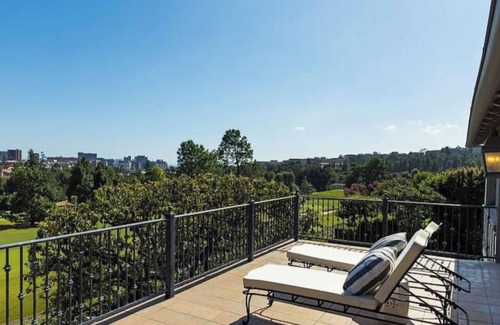 Bel Air Casa | Gated Bel-Air Mansion w/Pool + Golf Course Views