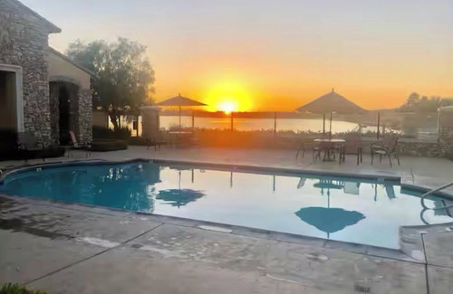 Peters Apartamento | Gated community 2-bedroom,1 bath attached apartment in Manteca