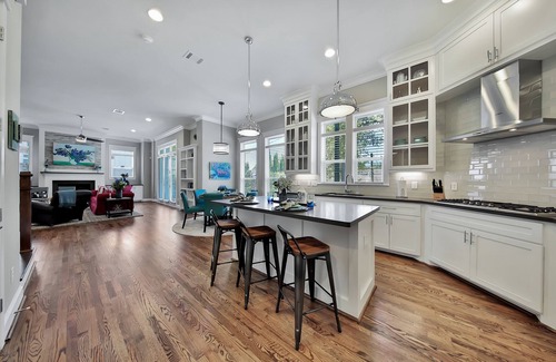 Greater Heights Casa | Comunidad residencial cerrada en The Heights 3 BR 3. 5 BA