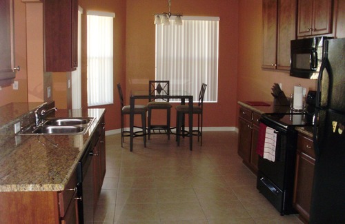 Crystal Cove Casa | Comunidad cerrada. Piscina privada. Wi-Fi gratuito y de larga distancia. Minutos a disne