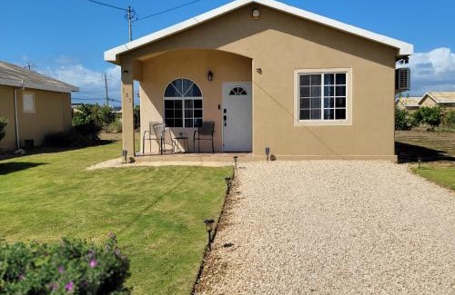 Portmore Casa | Gated Cozy Urban Luxe Retreat