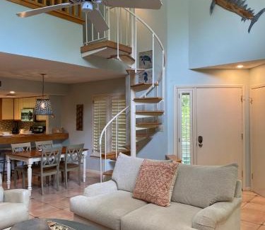 Miramar Beach Apartamento | Gated Gulf Front Condo in Hidden Dunes Beach & Tennis Resort