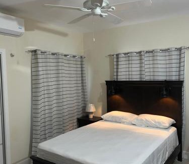 Lucea Casa | Gated home by the beach