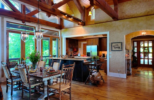 Franklin Casa | Lodge de lujo privado con bañera de hidromasaje y vistas increíbles cerca de Franklin, Carolina del Norte