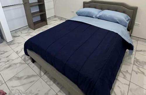 Mexicali Apartamento | Gated parking / Villas de Ruby