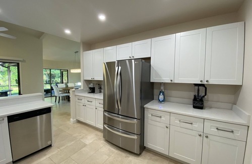 Samsula-Spruce Creek Condominio | Gated - Pool - Golf - Dining - Daytona - Fly-in