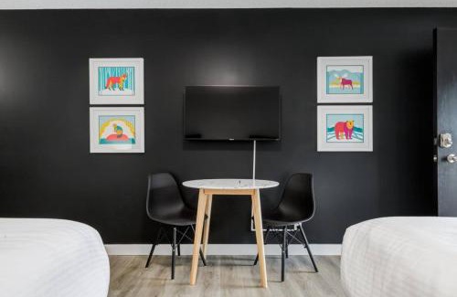 Harvie Heights Casa | Gateway Suites Charming Stay perfect for 4 Guests